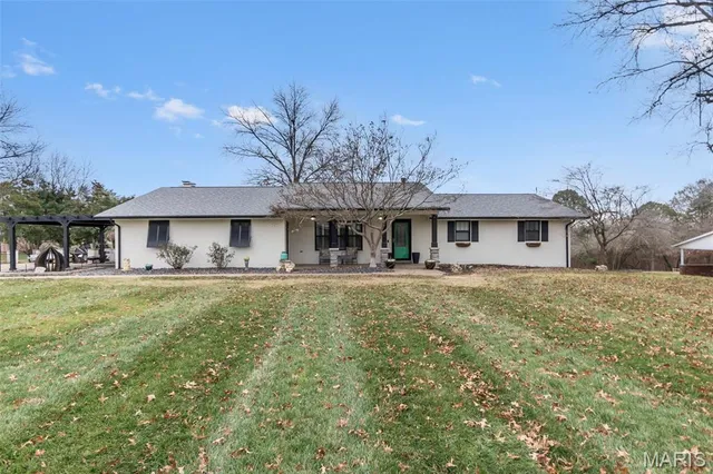 $469,500 | 918 Donna Drive, Jackson, MO 63755