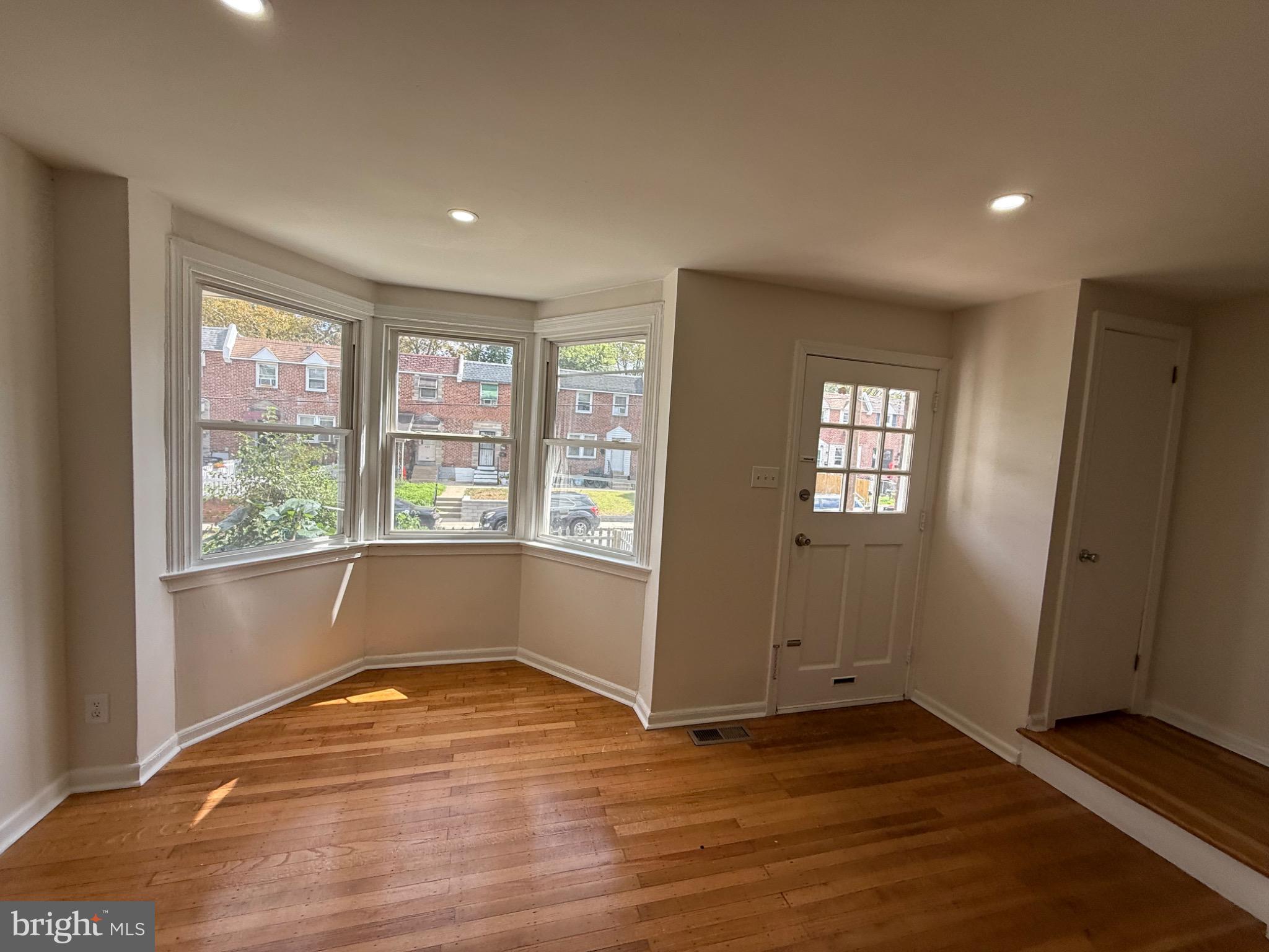 432 Grace Road Upper Darby, PA 19082 - Photo 10 of 43