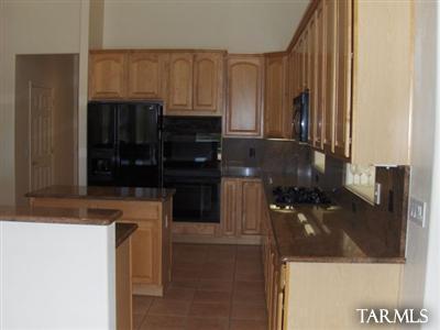 4978 North Bonita Ridge Avenue Tucson, AZ 85750 - Photo 3 of 7