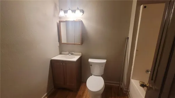 $1,000 | 637 Tupelo Street, New Orleans, LA 70117