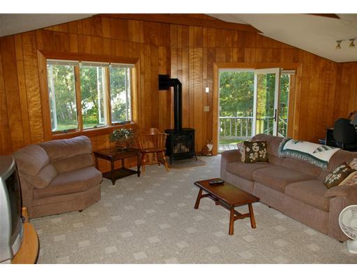 45 Maple Drive Hope, ME 04847 - Photo 7 of 15 Den/Family/Great Room.