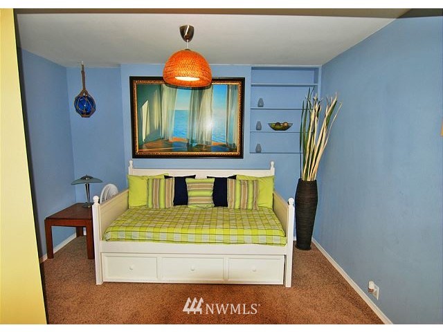 10354 South Lakeshore Road Chelan, WA 98816 - Photo 14 of 21 Gallery Image 14