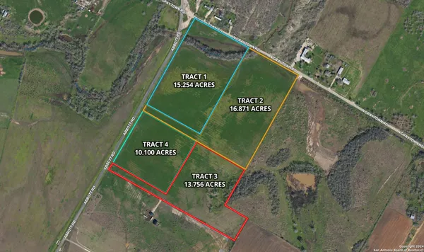 $431,000 | 3 North Abbott Road, St. Hedwig, TX 78152