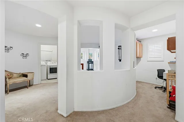 $949,000 | 28649 Silverking Trail, Saugus, CA 91390