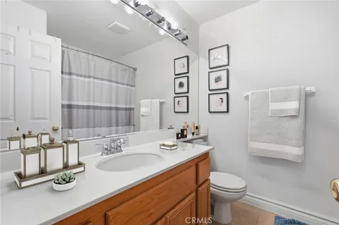 $899,000 | 28649 Silverking Trail, Saugus, CA 91390