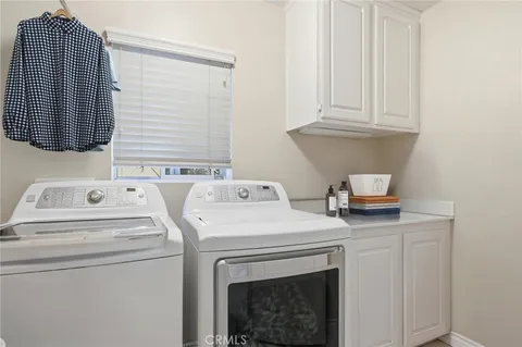 $899,000 | 28649 Silverking Trail, Saugus, CA 91390