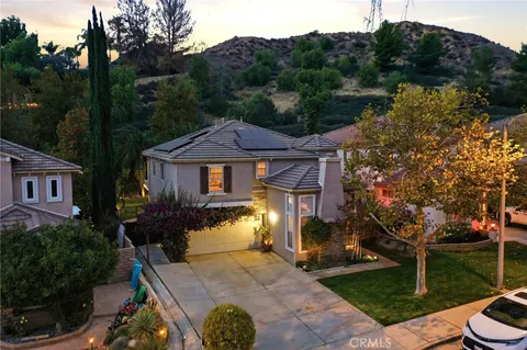 $899,000 | 28649 Silverking Trail, Saugus, CA 91390