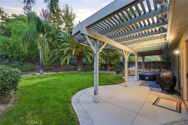 $949,000 | 28649 Silverking Trail, Saugus, CA 91390