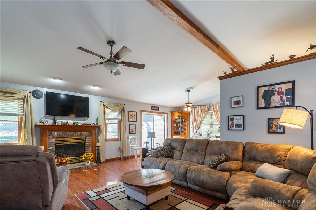 150 Locust View Way Troy, OH 45373 - Photo 7 of 44
