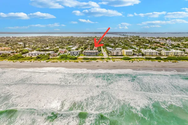 a view of an outdoor space with city view