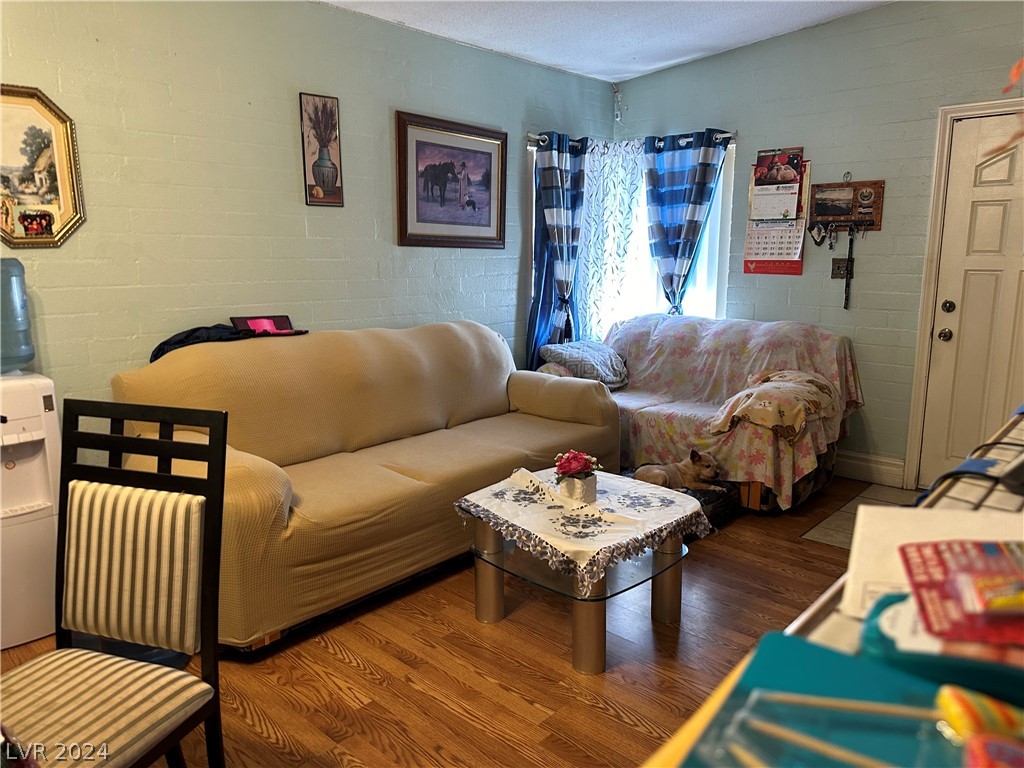 105 North Princeton St  