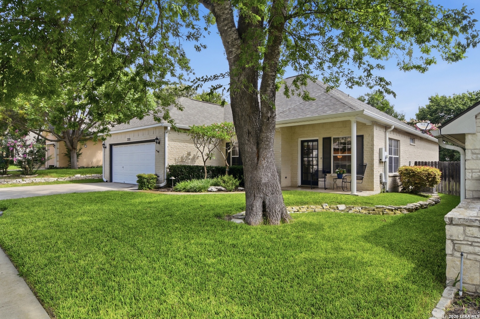232 Los Cedros Loop Kerrville, TX 78028 - Photo 2 of 42