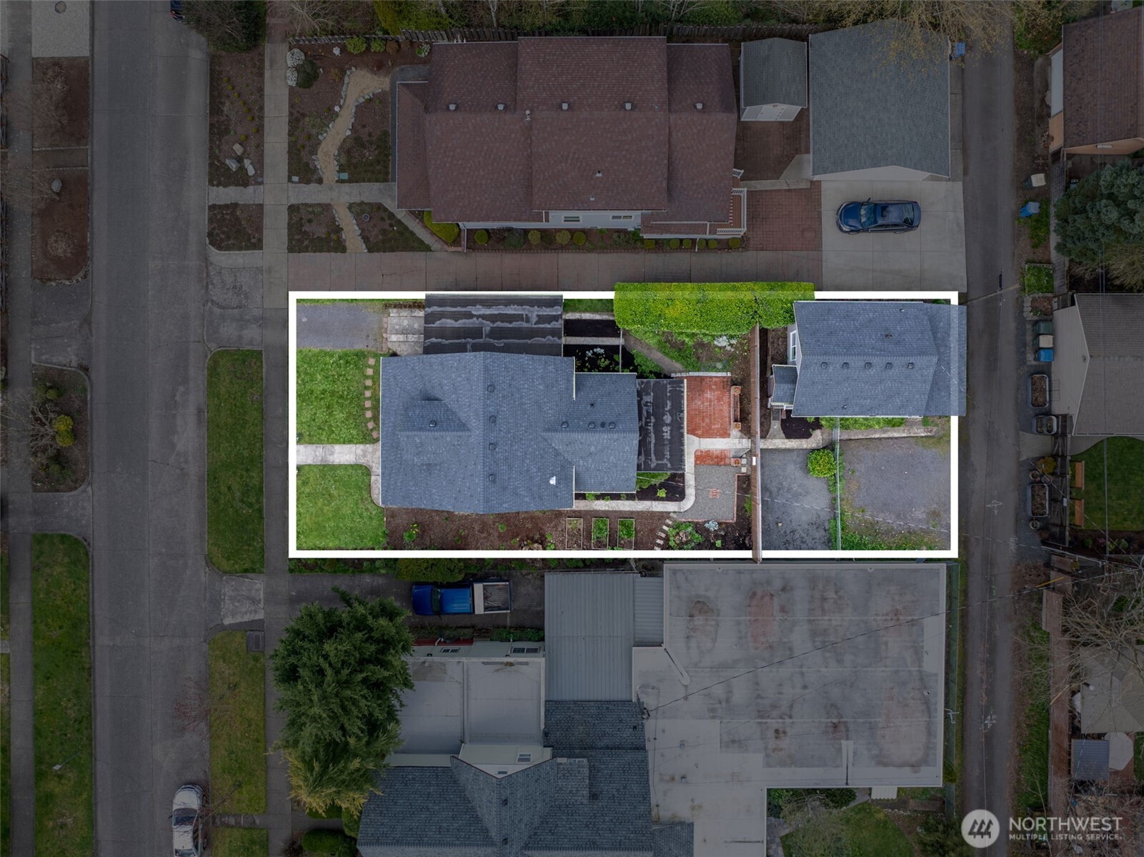 714 G Street Centralia, WA 98531 - Photo 3 of 40 an aerial view of a house with a yard