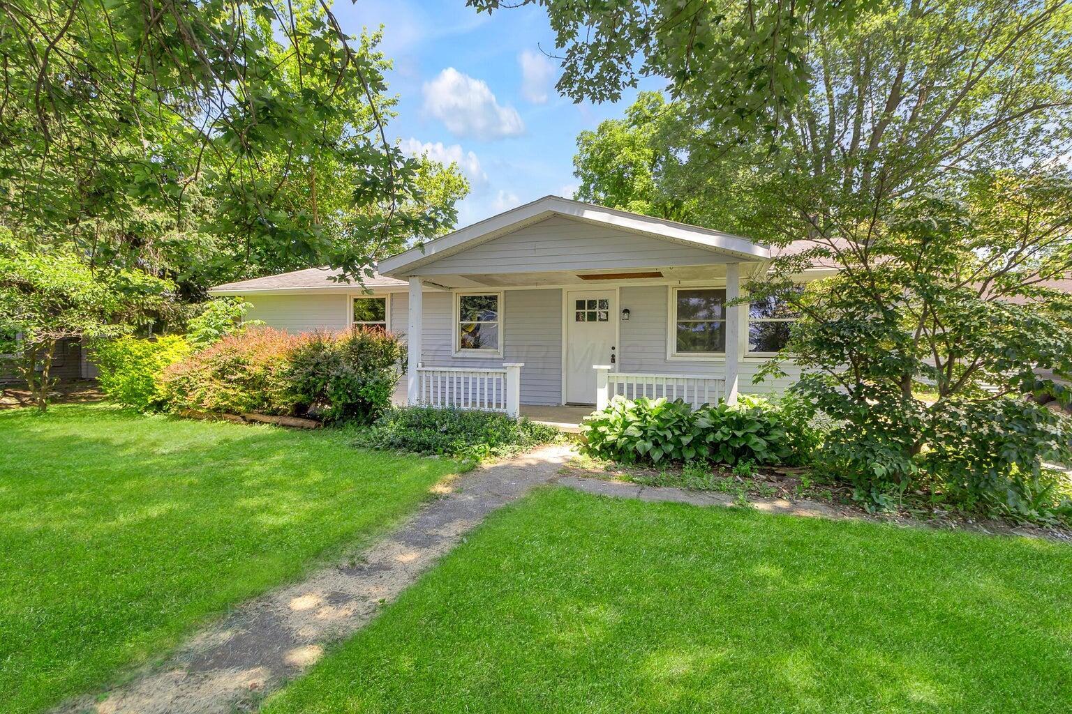 140 North Section Street La Rue, OH 43332 - Photo 1 of 9 20241107211744208395000000-o