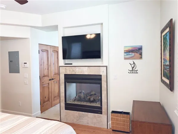 $12,000 | 601 Poinsettia Avenue, Corona del Mar, CA 92625