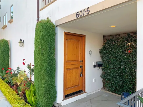 $12,000 | 601 Poinsettia Avenue, Corona del Mar, CA 92625