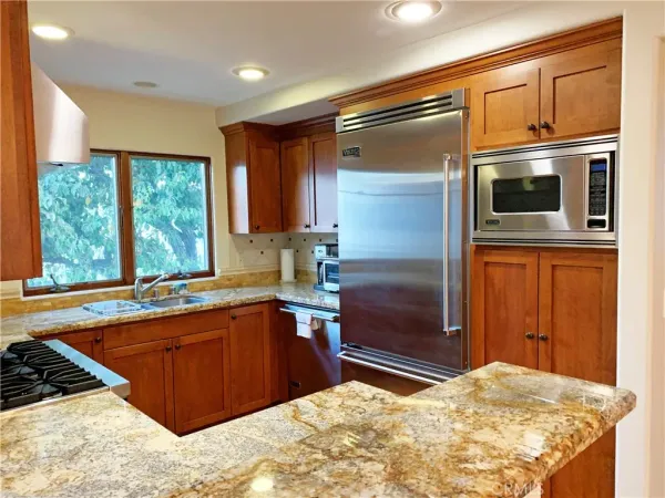 $12,000 | 601 Poinsettia Avenue, Corona del Mar, CA 92625