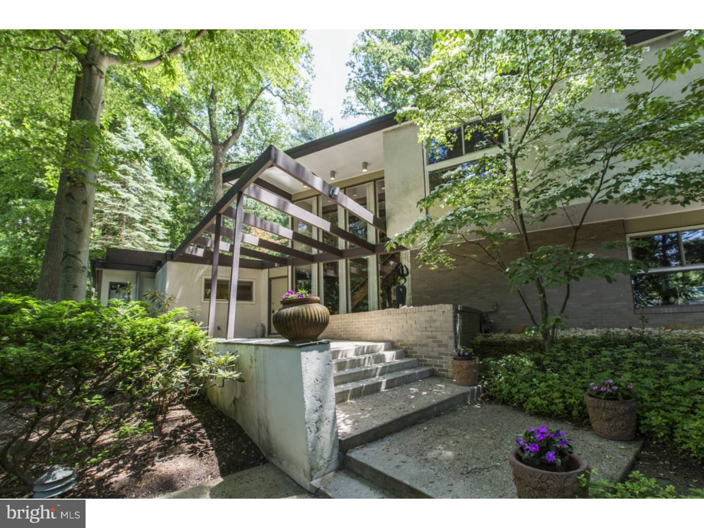 8208 Fenton Road Glenside, PA 19038 - Photo 1 of 25 Exterior