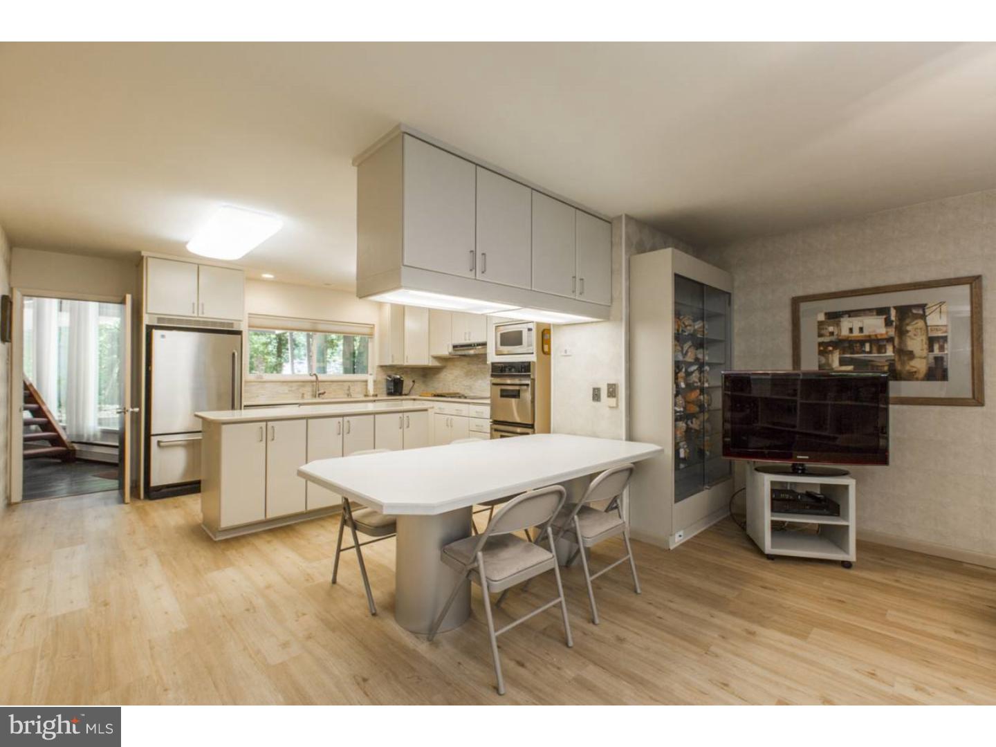8208 Fenton Road Glenside, PA 19038 - Photo 12 of 25 Kitchen