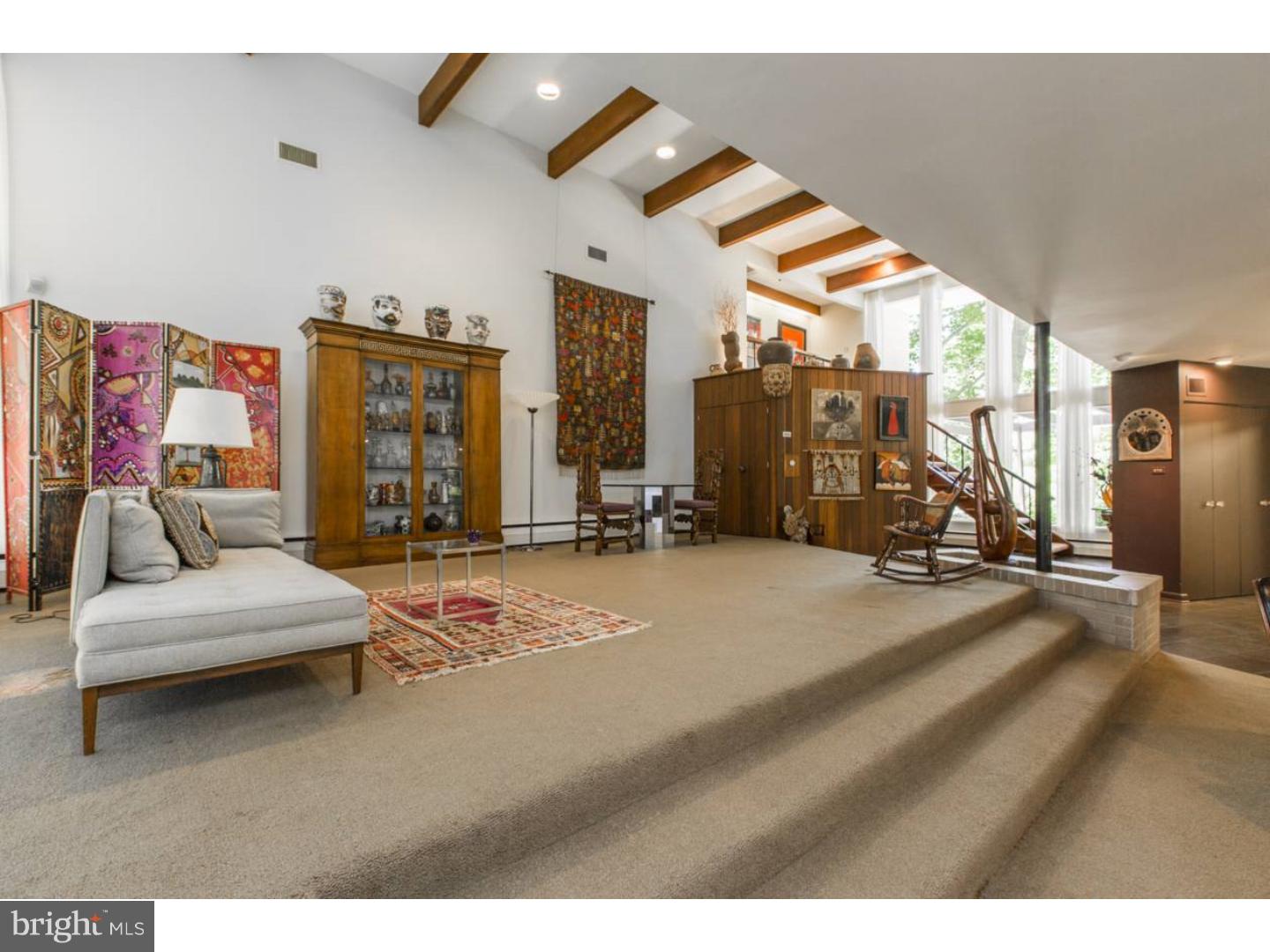 8208 Fenton Road Glenside, PA 19038 - Photo 4 of 25 Living Room