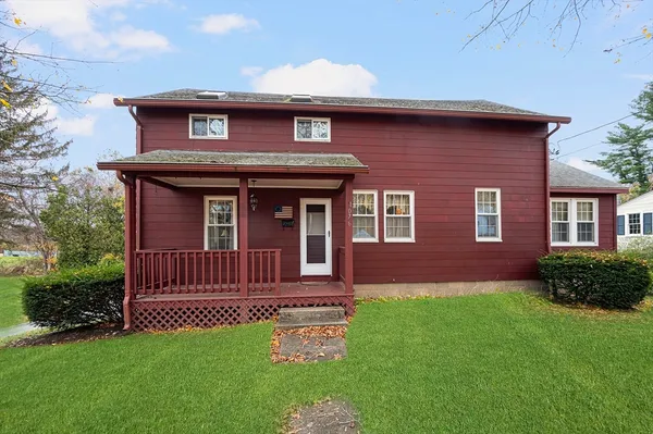 $579,900 | 1076 Hill Street, Northbridge, MA 01588
