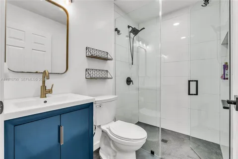 $1,300,000 | 8001 Southwest 90th Avenue, Miami, FL 33173