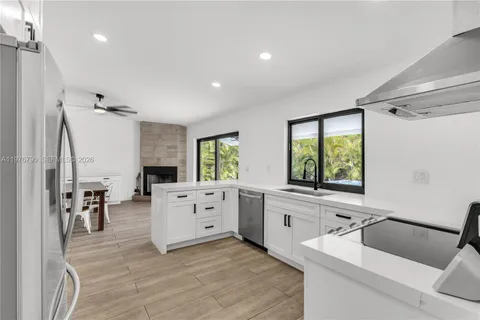 $1,300,000 | 8001 Southwest 90th Avenue, Miami, FL 33173