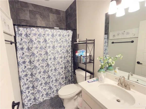$2,000 | 3304 Harvard Avenue, McAllen, TX 78504