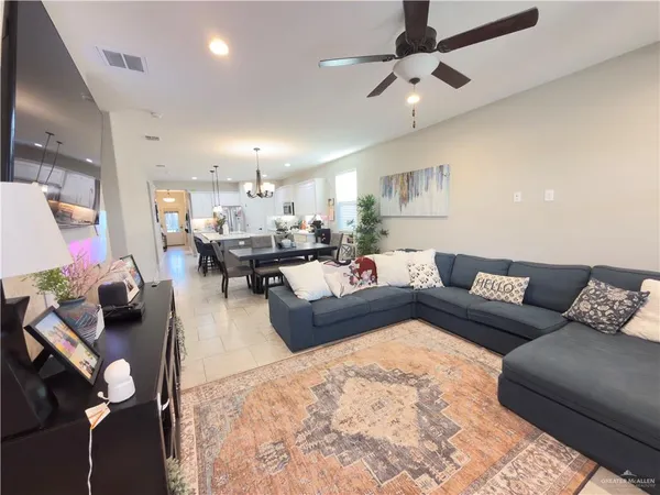 $2,000 | 3304 Harvard Avenue, McAllen, TX 78504
