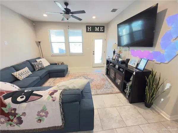 $2,000 | 3304 Harvard Avenue, McAllen, TX 78504