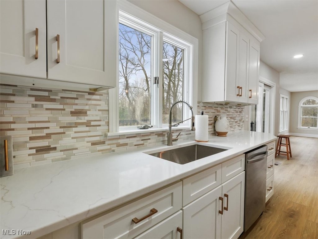 6691 Morley Road Painesville, OH 44077 - Photo 8 of 48 so pretty, light and bright