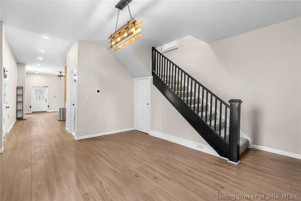 $269,000 | 325 East 14th Street, New Albany, IN 47150