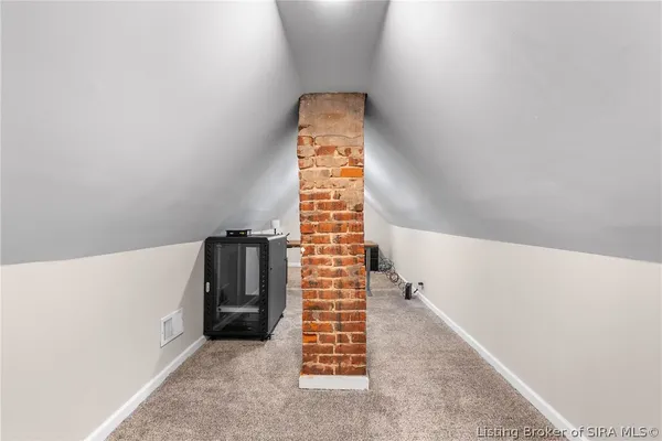 $269,000 | 325 East 14th Street, New Albany, IN 47150