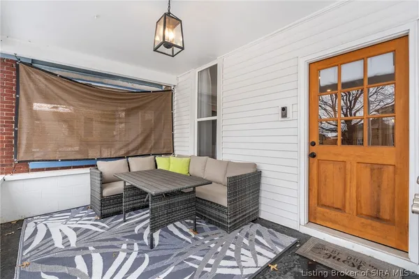 $269,000 | 325 East 14th Street, New Albany, IN 47150