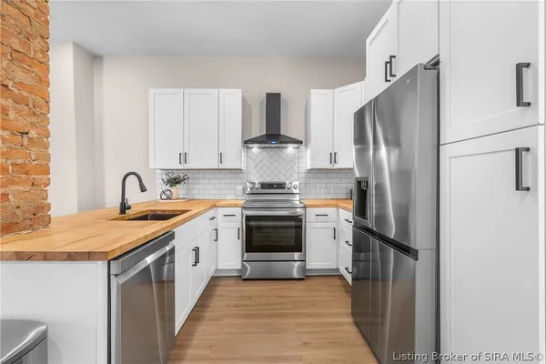 $269,000 | 325 East 14th Street, New Albany, IN 47150