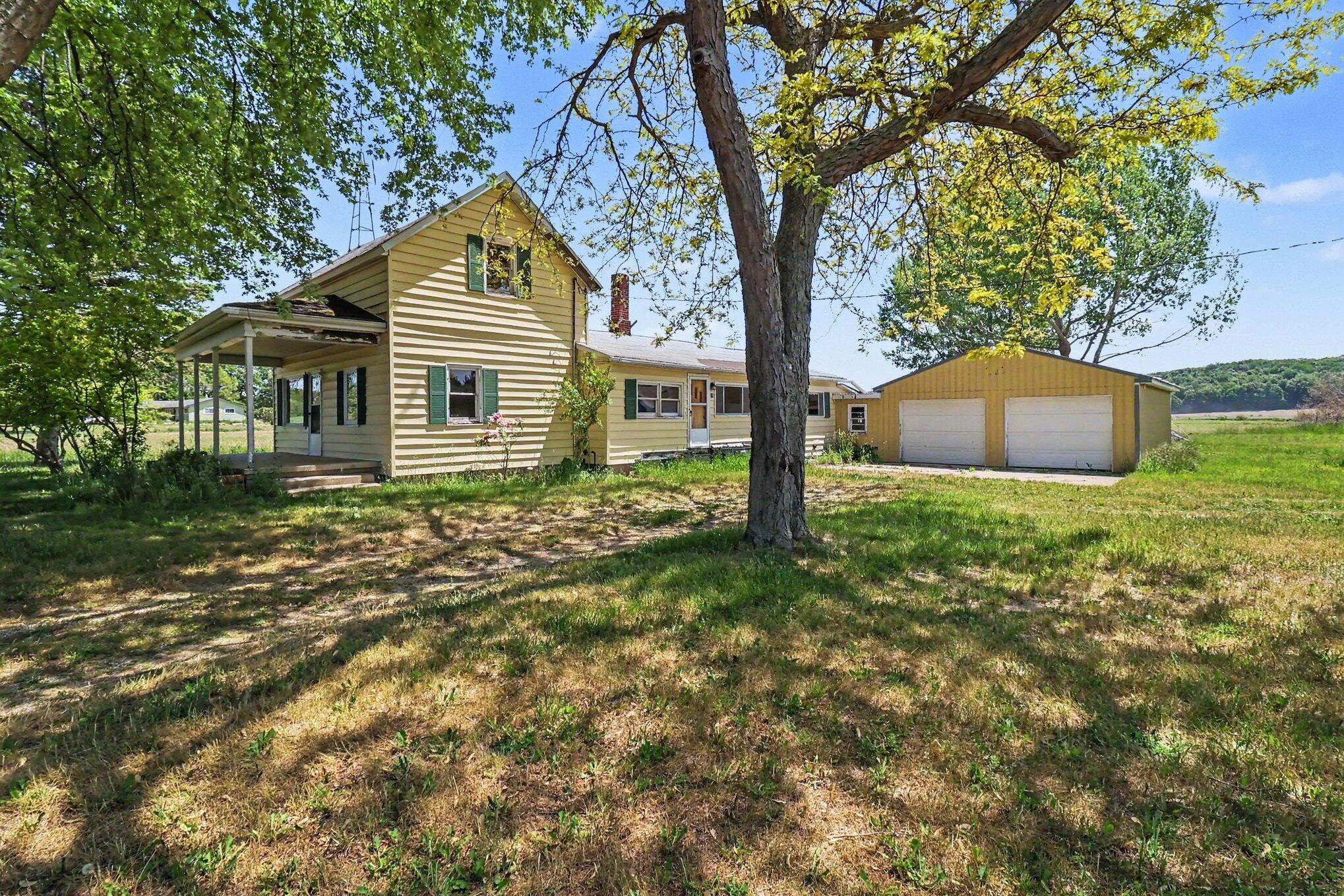 3516 North Ridge Road Mears, MI 49436 - Photo 3 of 35 013_file_8705