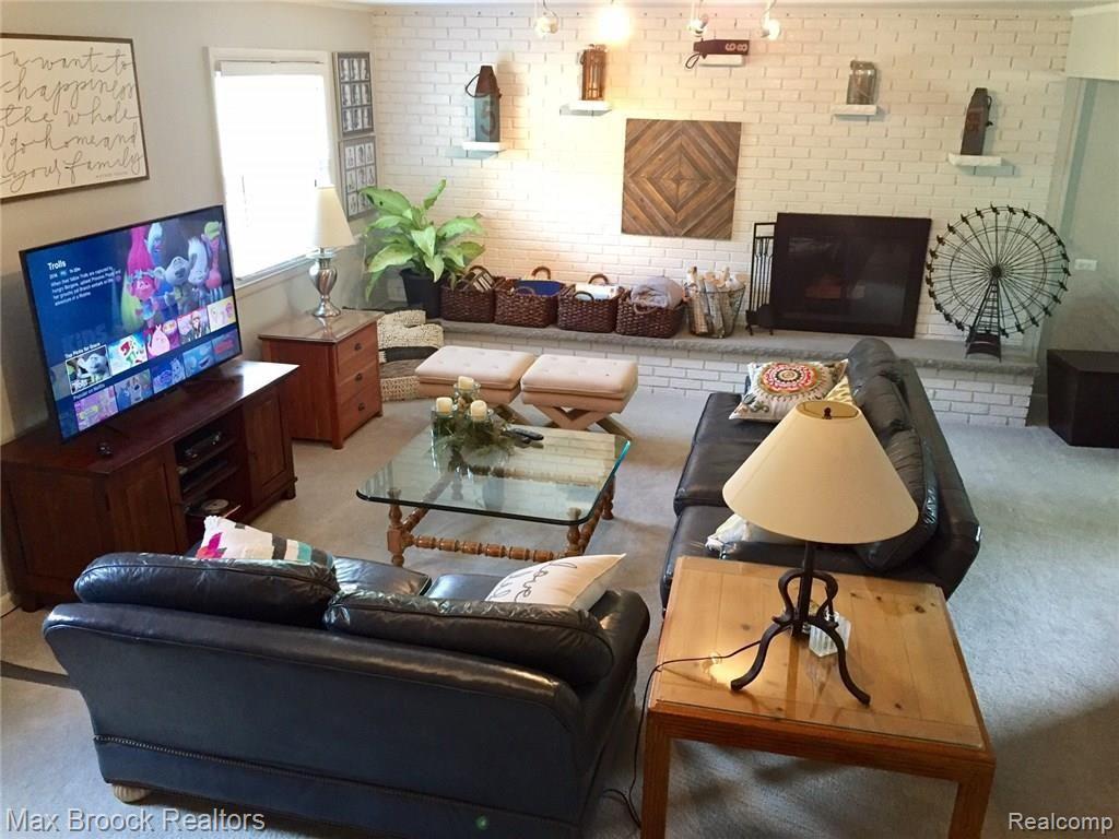 33118 Hearthstone Road Farmington Hills, MI 48334 - Photo 14 of 37