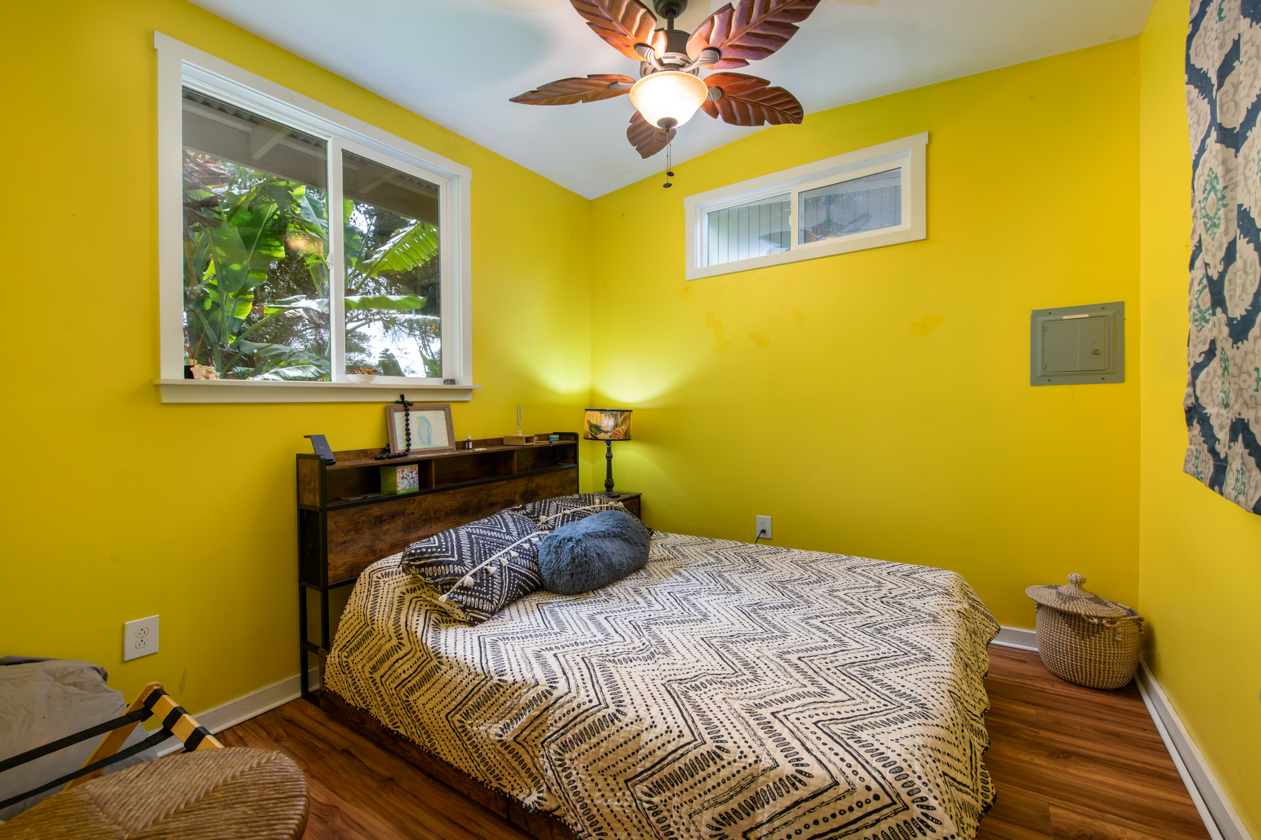 53-4223 Lot 4 Pratt Road Kapaau, HI 96755 - Photo 19 of 30 a bedroom with a bed and a window