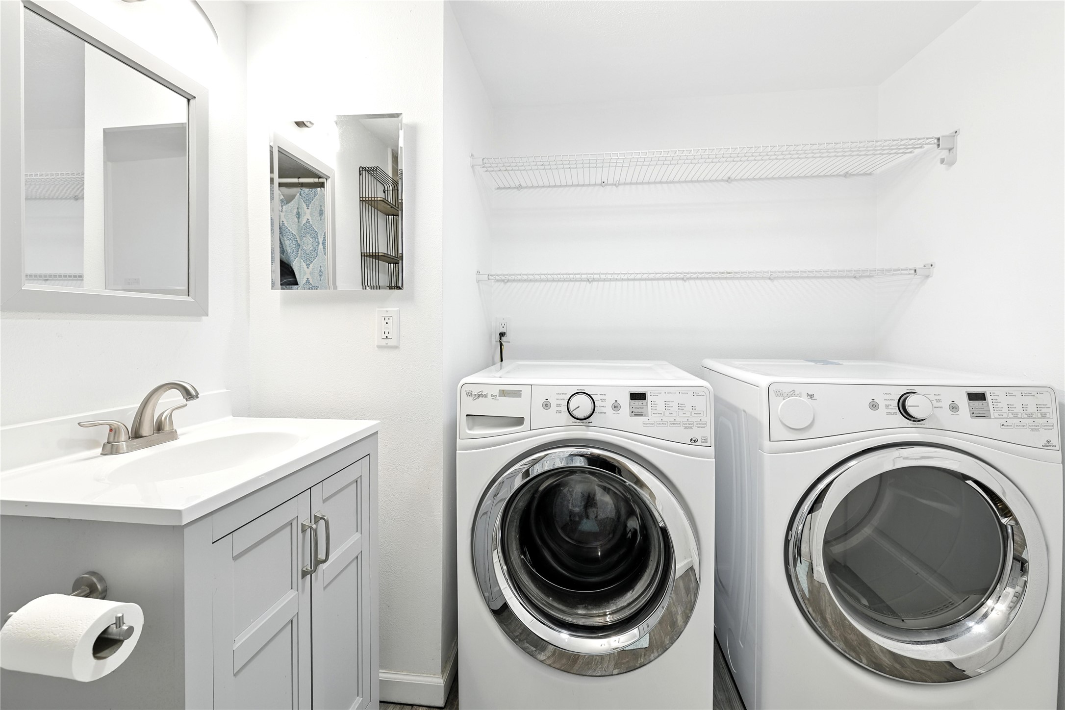 24402 Jumping Jay Drive Hockley, TX 77447 - Photo 4 of 15 Washer/Dryer is included