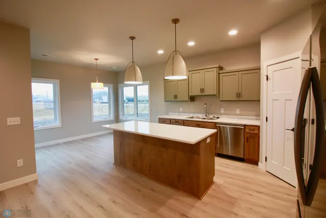 $386,000 | 102 16th Street North, Breckenridge, MN 56520