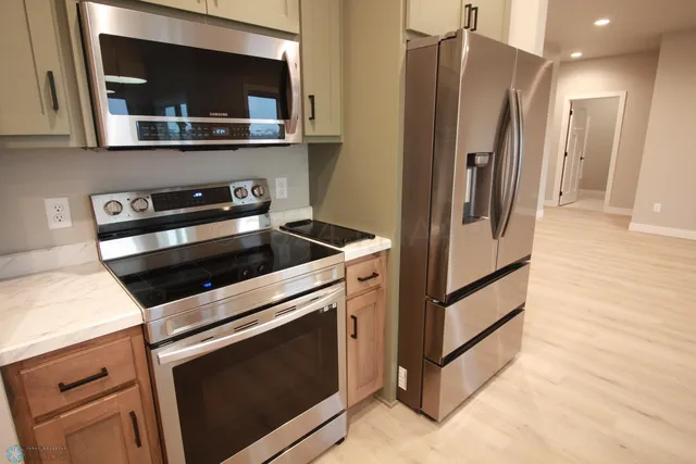 $386,000 | 102 16th Street North, Breckenridge, MN 56520