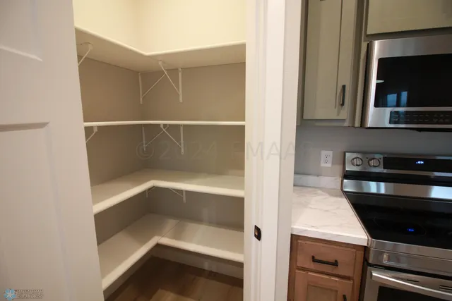 $386,000 | 102 16th Street North, Breckenridge, MN 56520