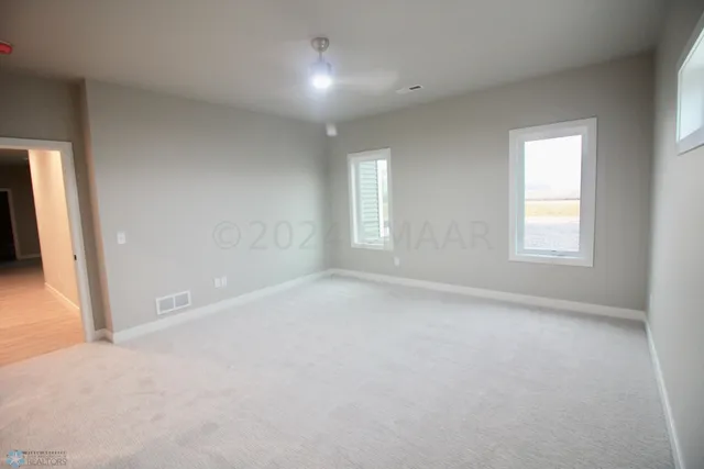 $386,000 | 102 16th Street North, Breckenridge, MN 56520