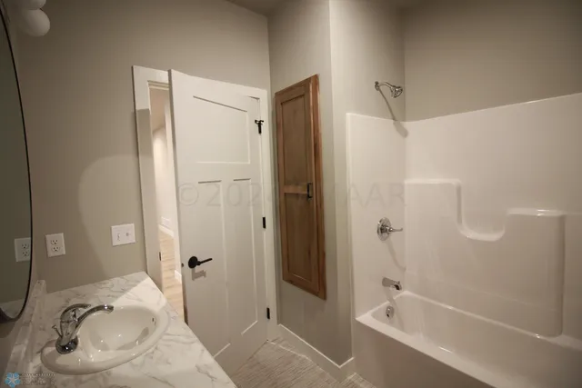 $386,000 | 102 16th Street North, Breckenridge, MN 56520