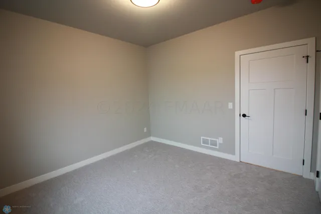 $386,000 | 102 16th Street North, Breckenridge, MN 56520