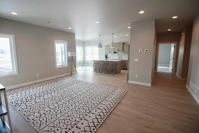 $386,000 | 102 16th Street North, Breckenridge, MN 56520