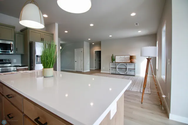 $386,000 | 102 16th Street North, Breckenridge, MN 56520