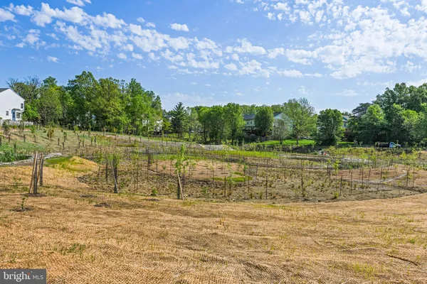 $2,350 | 14300 Rosy Lane, Unit 16, Centreville, VA 20121