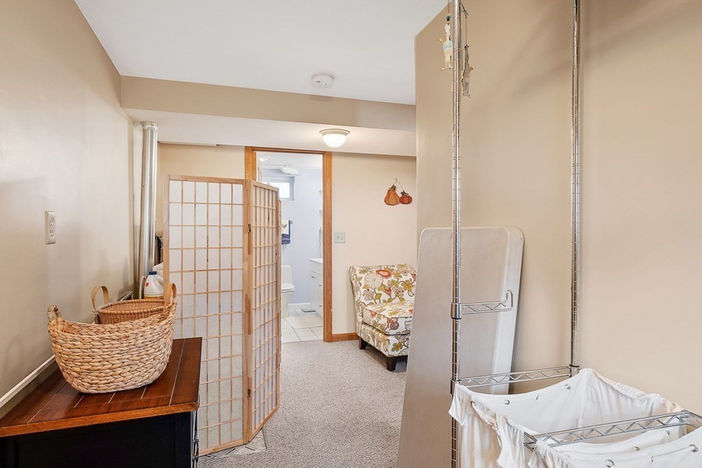 12 Bowen Road Peabody, MA 01960 - Photo 18 of 28 Gallery Image 18