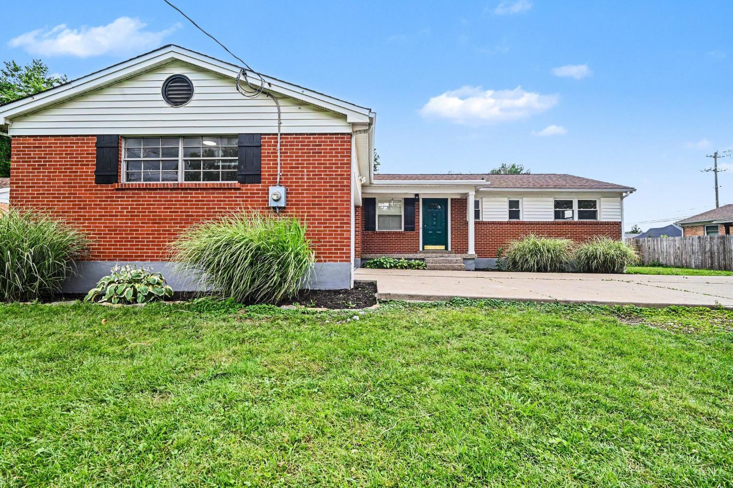 12175 Snider Road Cincinnati, OH 45249 - Photo 4 of 38